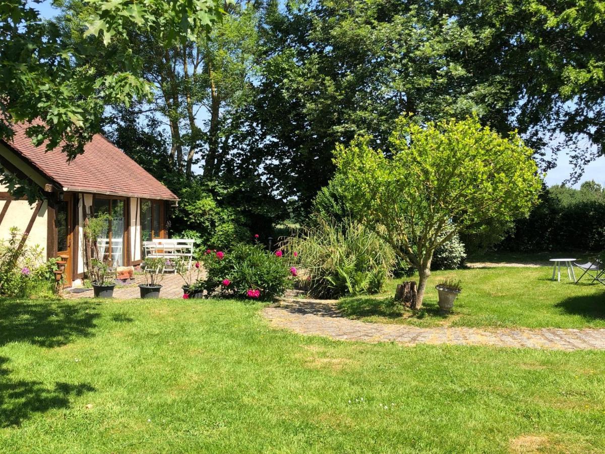 La Petite Saugere Villa Bosguerard-de-Marcouville Exterior photo